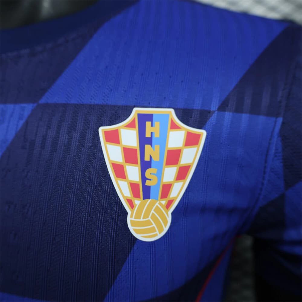 Zadnja strana: Croatia 2024/25 Euro Away Jersey Player Version