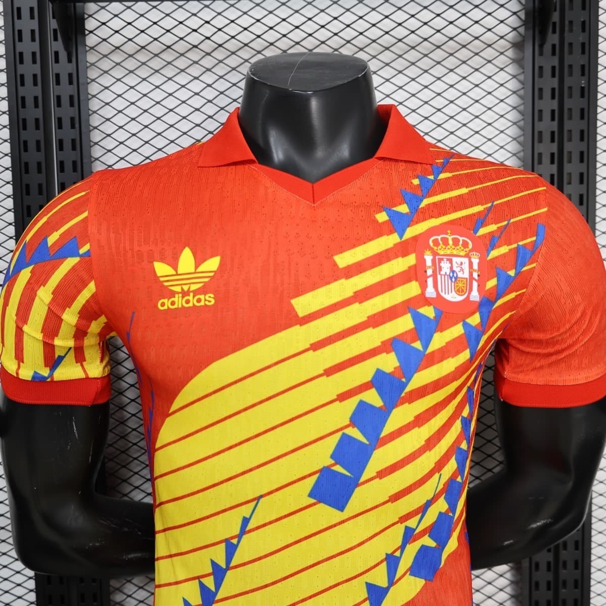 Zadnja strana: 2026 Spain Special Edition Jersey Player Version S-XXL