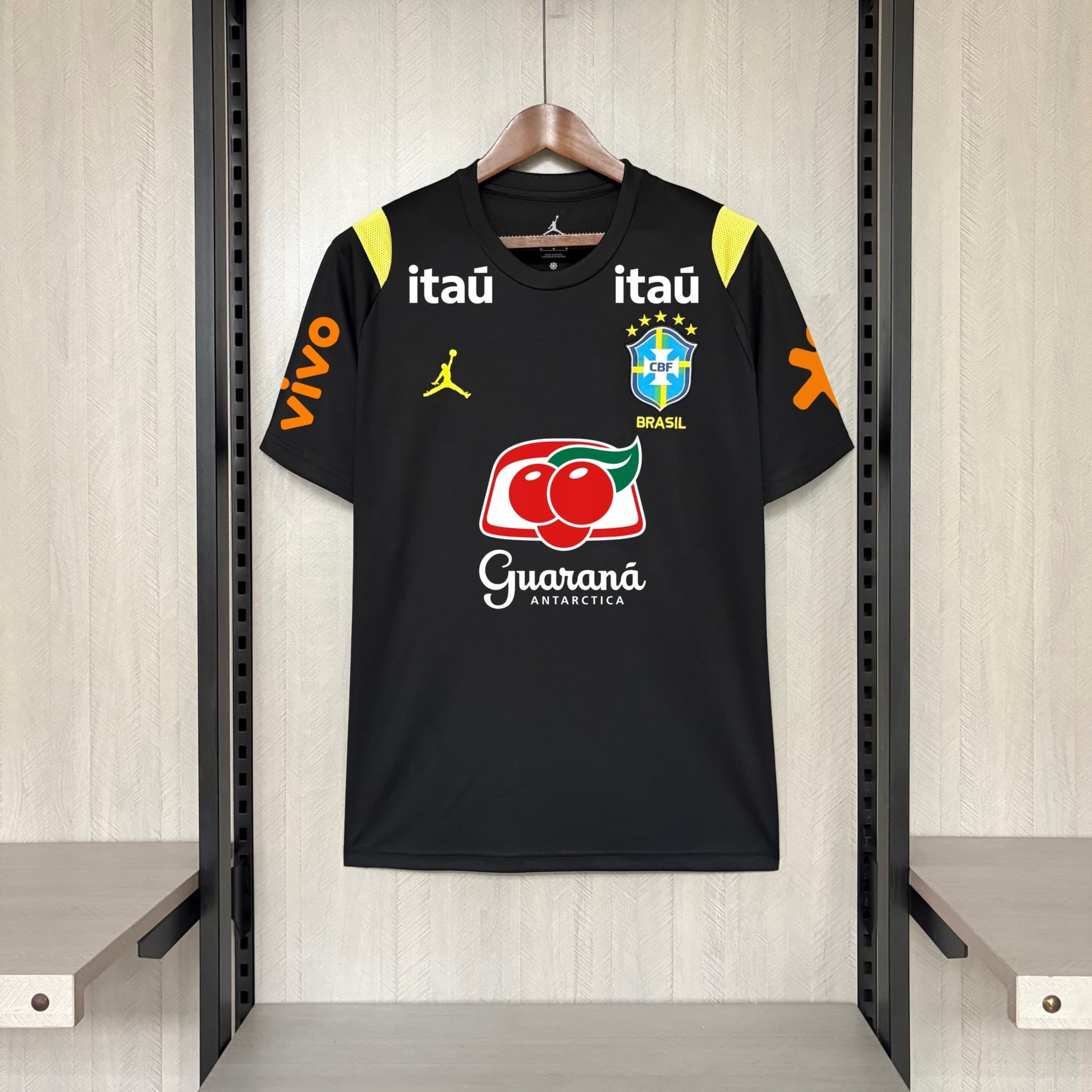 Zadnja strana: Brazil 2026 World Cup Training Black jersey All Sponsors S-4XL