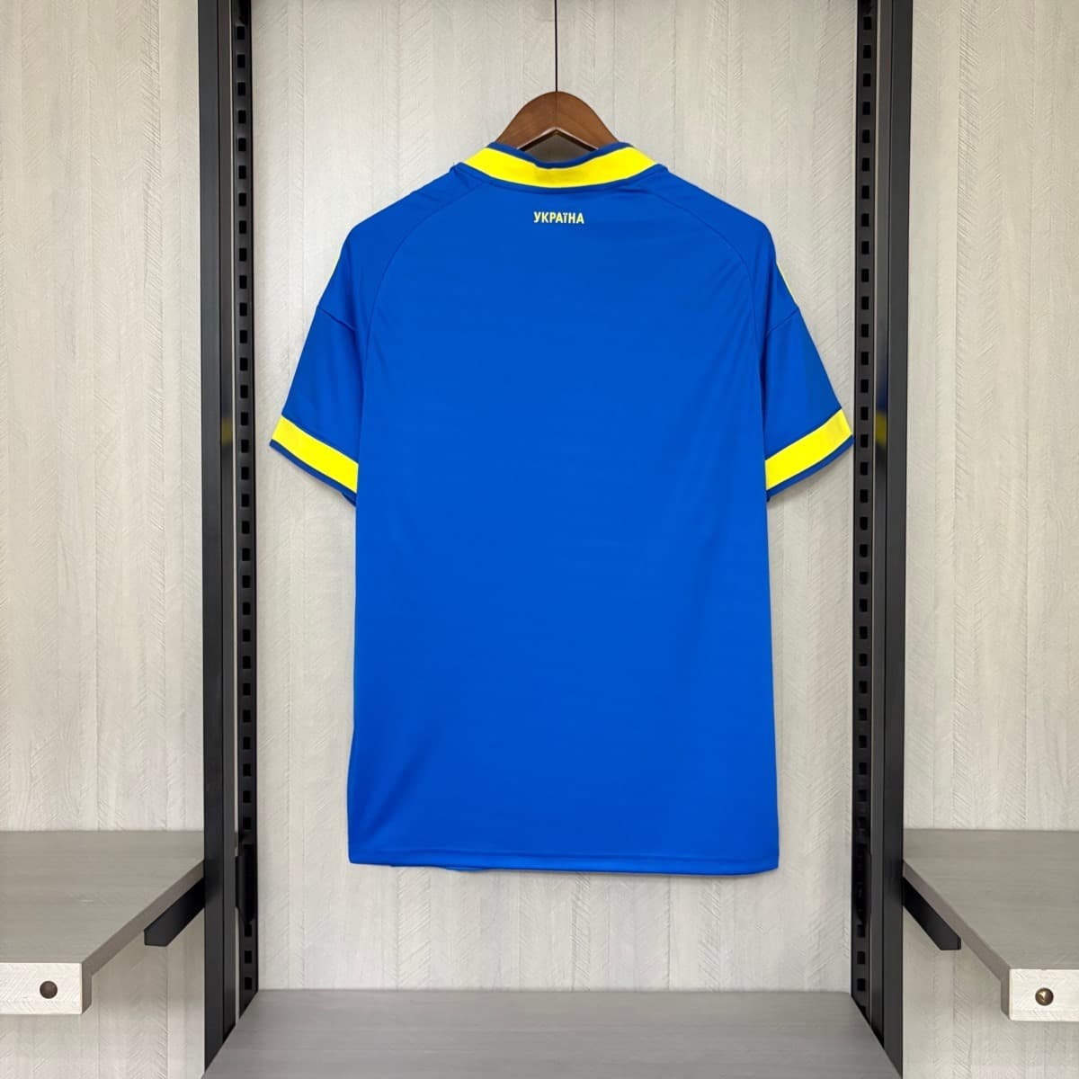 Zadnja strana: 2026 Ukraine Away Jersey S-4XL