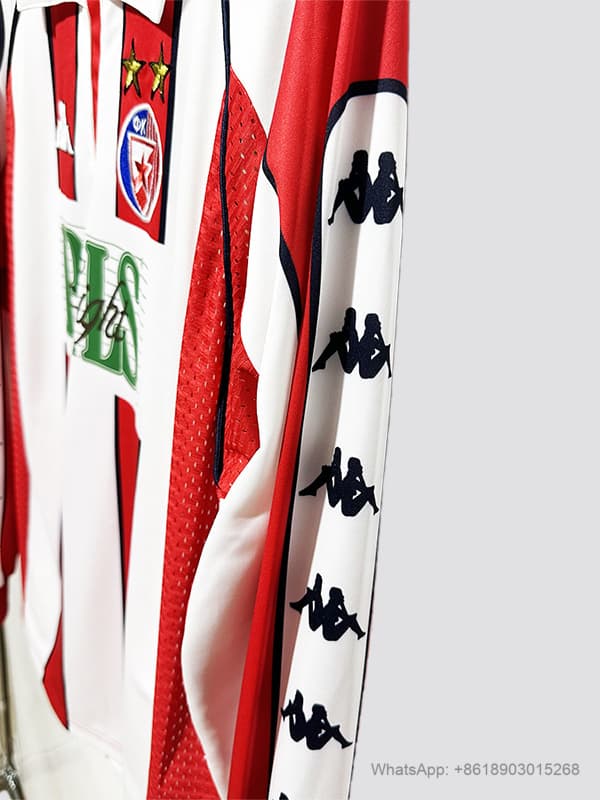 Zadnja strana: 99/01 Red Star Belgrade home long sleeve retro soccer jersey size S-2XL