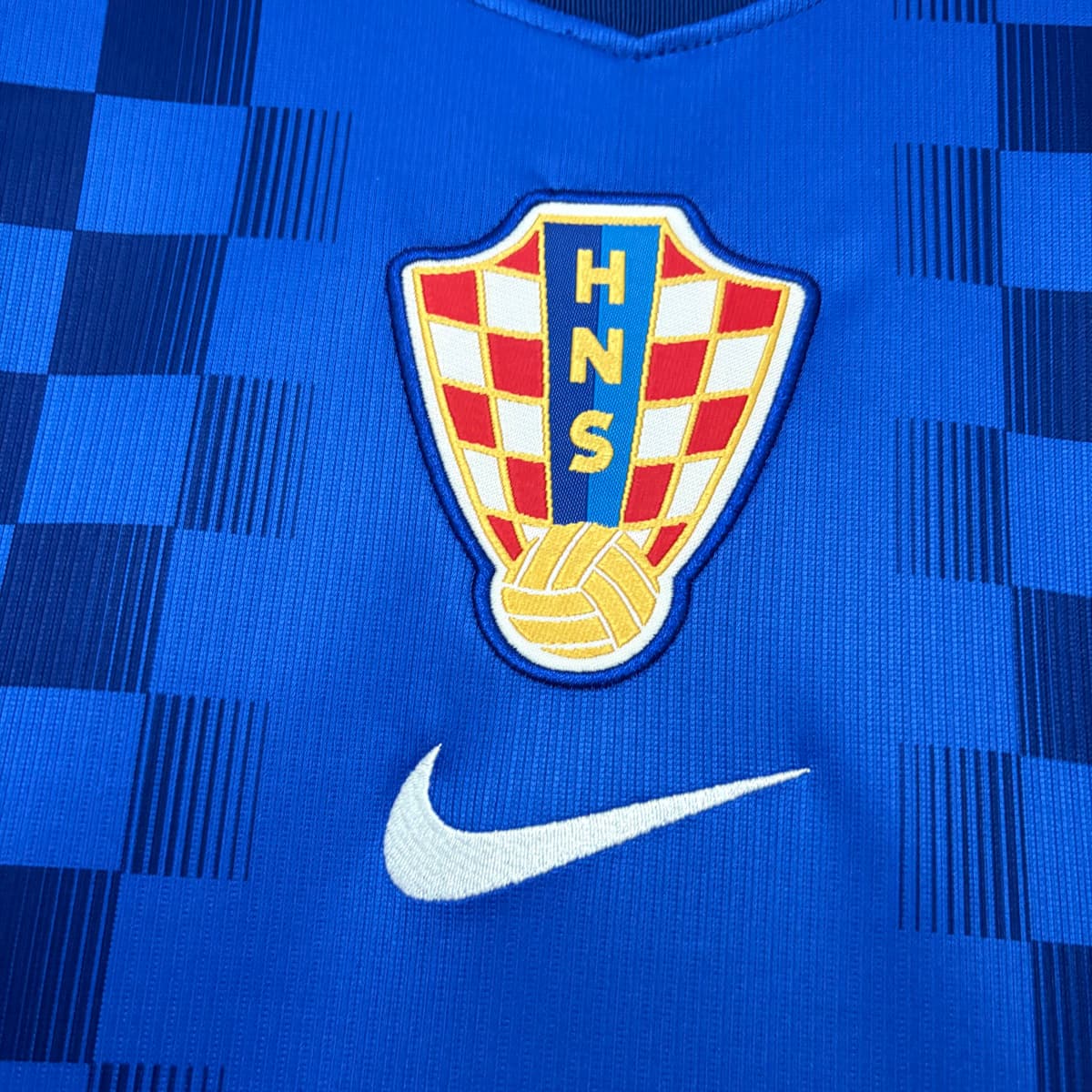 Zadnja strana: 2026 Croatia Away Soccer Jersey