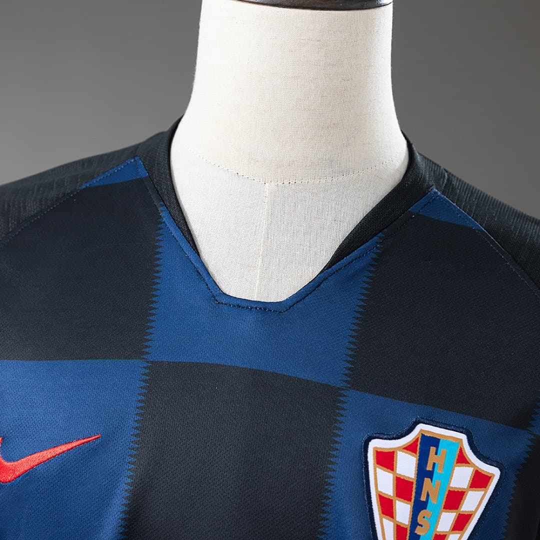 Zadnja strana: 2018 Croatia Away Retro Soccer Jersey