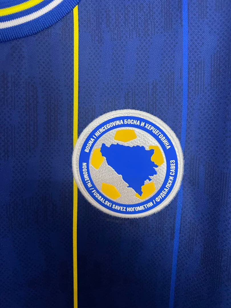 Zadnja strana: 2026 Bosnia and Herzegovina Home Soccer Jersey