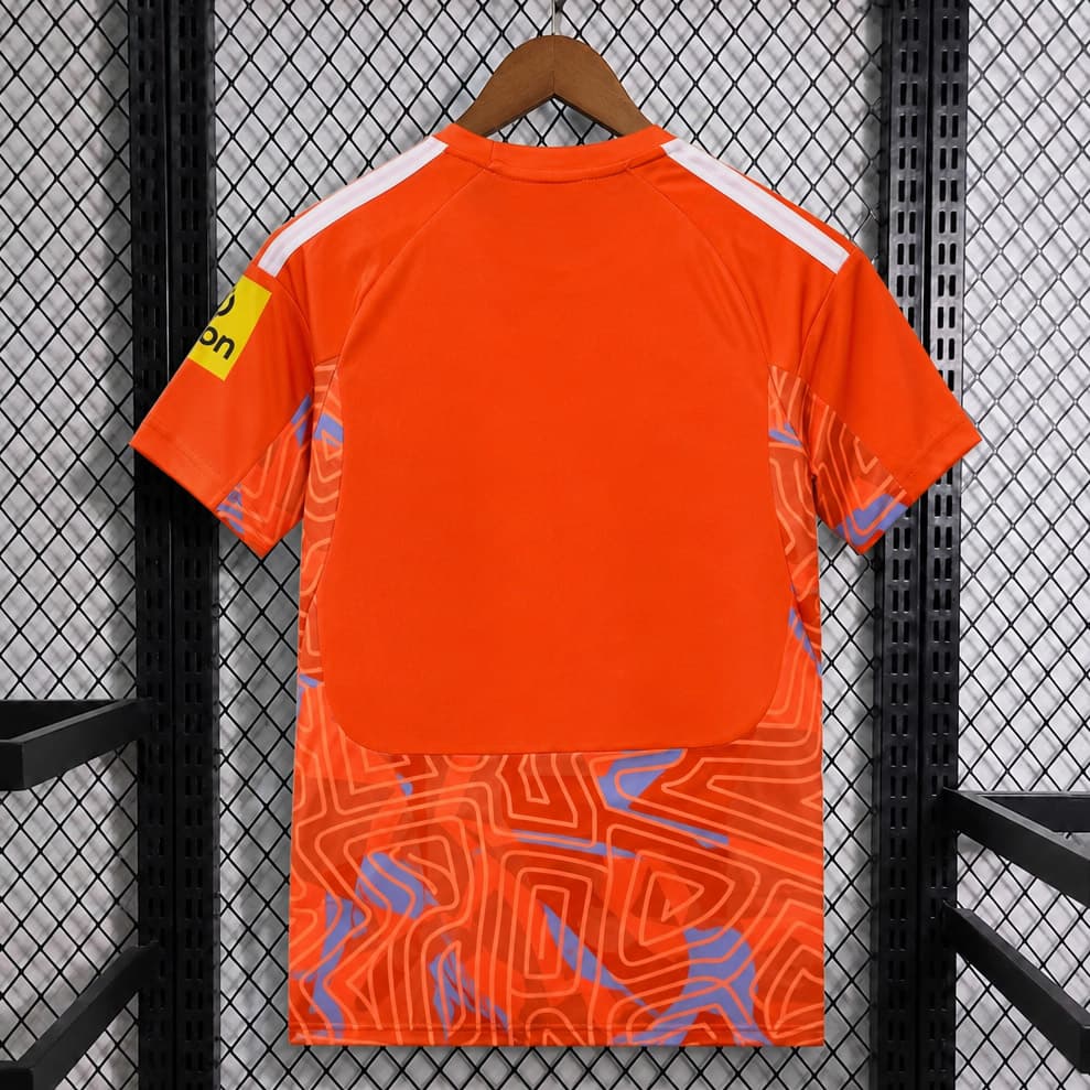 Zadnja strana: 26/27 Newcastle United Goalkeeper 2 Soccer Jersey