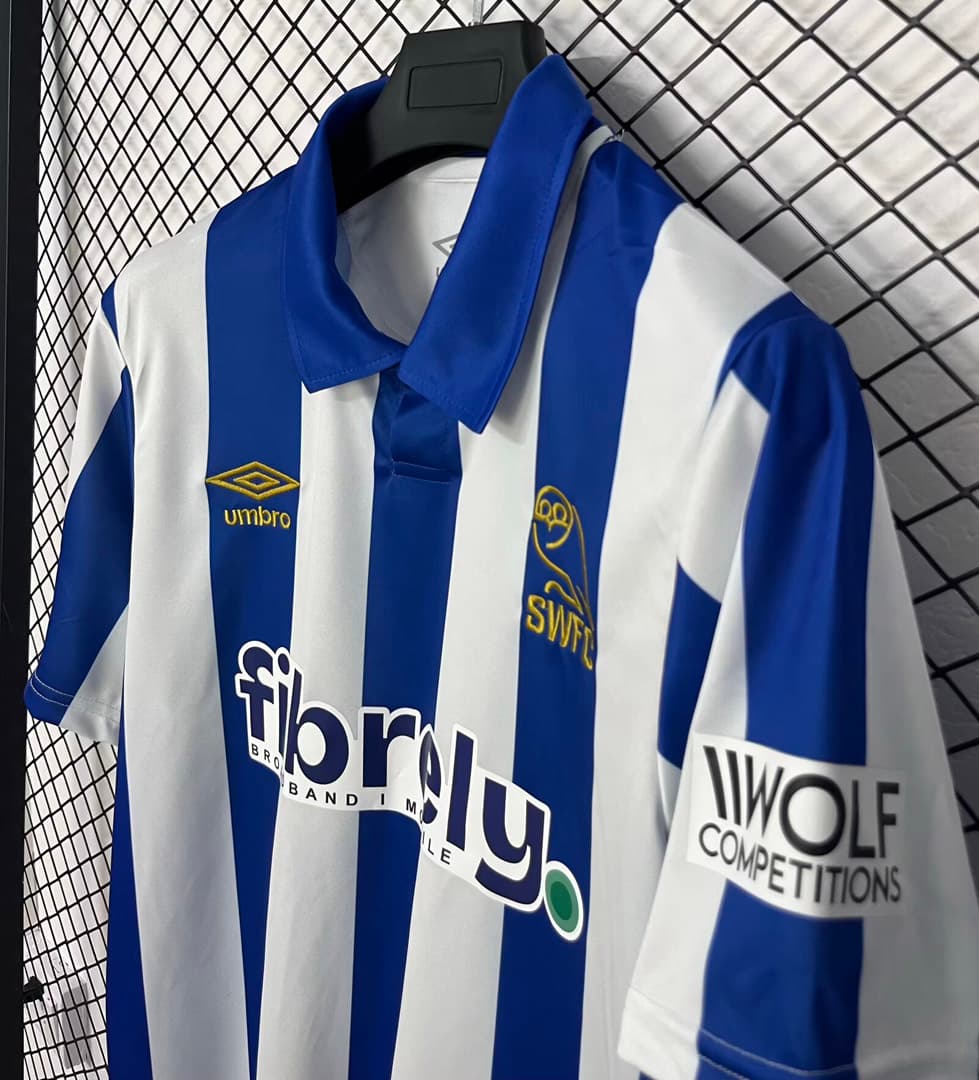 Zadnja strana: 26/27 Sheffield Wednesday Home Soccer Jersey
